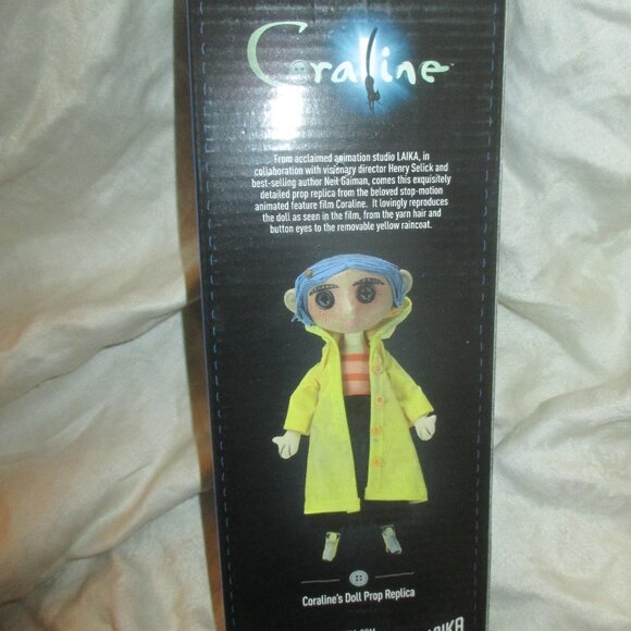 NECA LAIKA CORALINE DOLL PROP REPLICA TOY 10" INCH FIGURE NEW - Picture 2 of 2